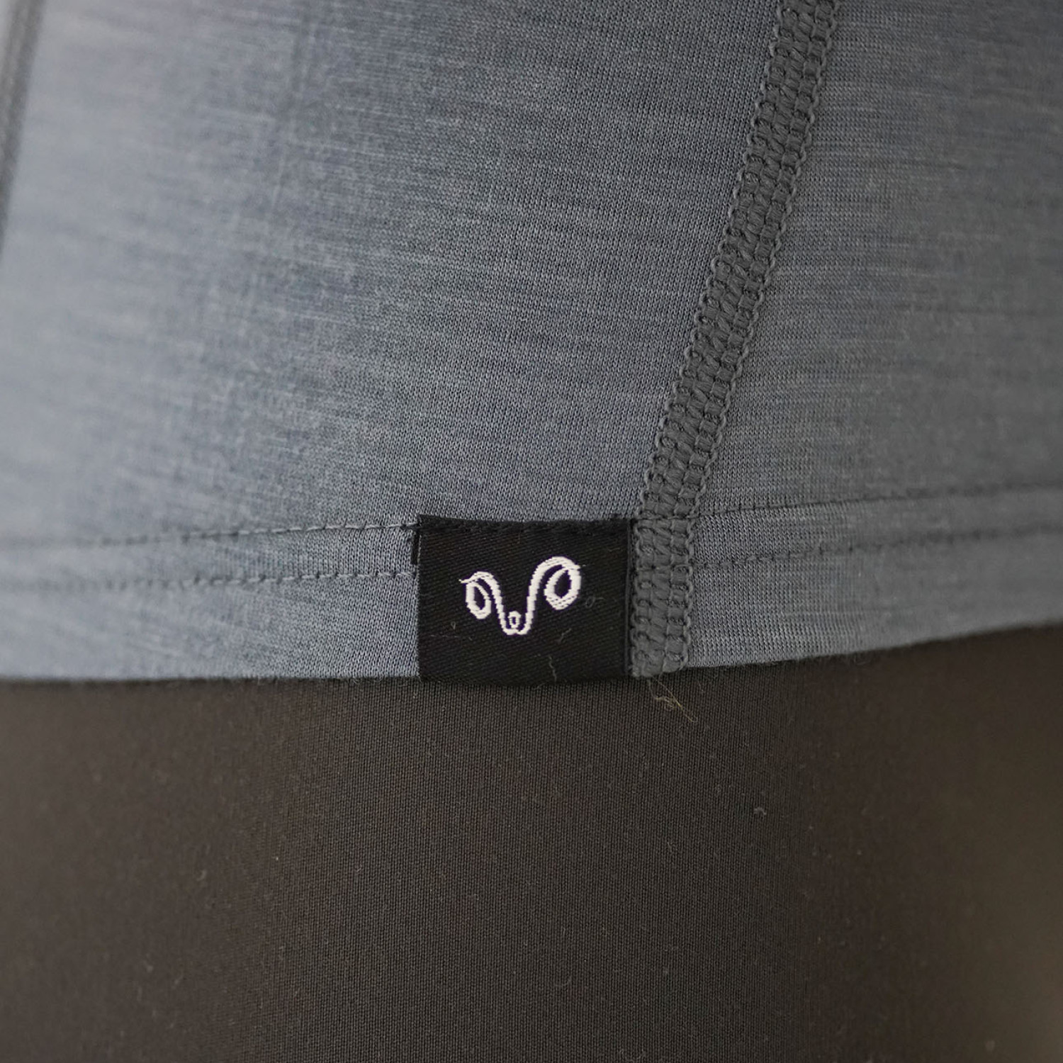 Women's Merino Kona Long Sleeve Crew Thermal Top Gray